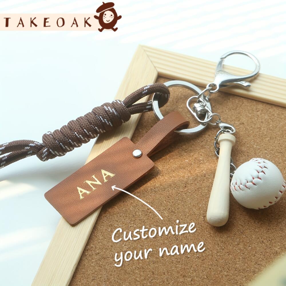 Monogram Keychain Leather - Portachiavi Personalizzato a Tema Sportivo con