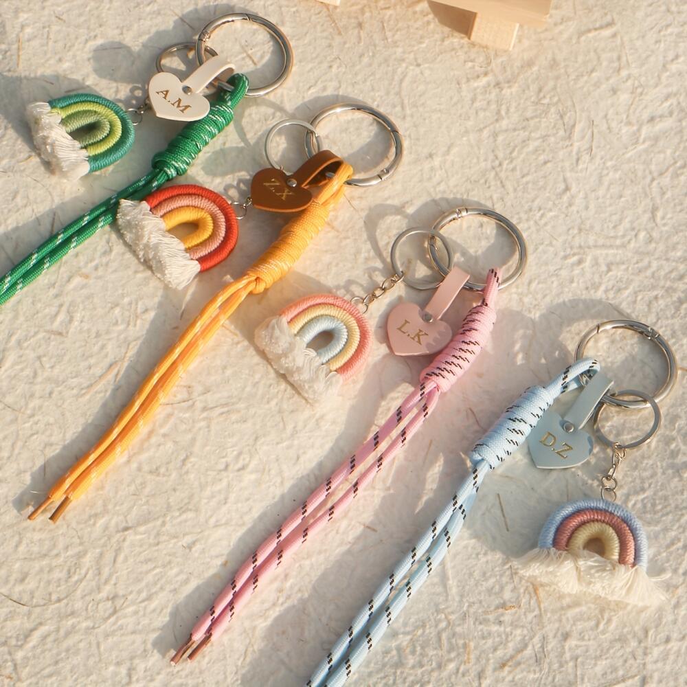 Portachiavi in macramè con cuo - Monogram Keychain Leather recensione e prezzo