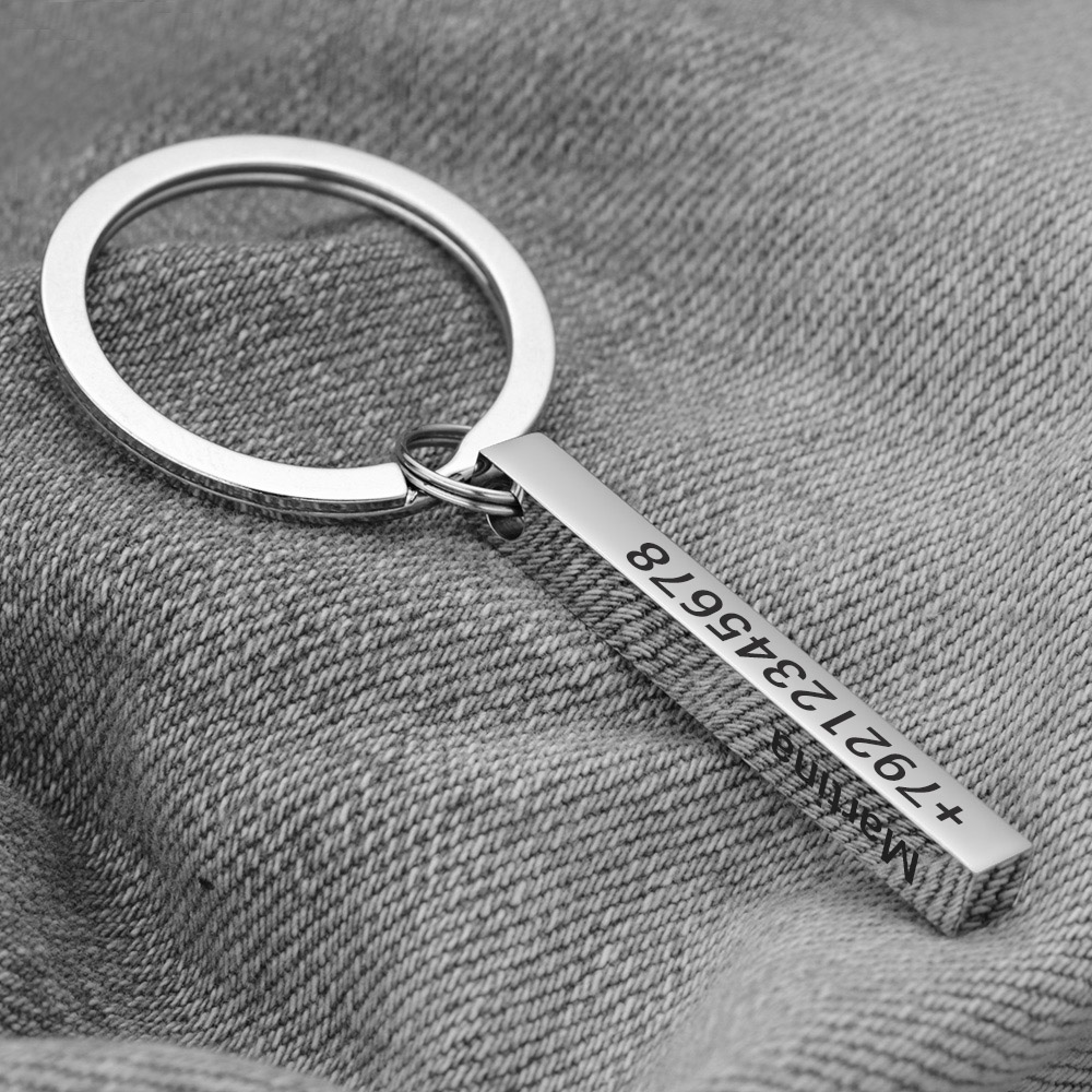 Personalizza Portachiavi Barra - Initial Ring Custom recensione e prezzo