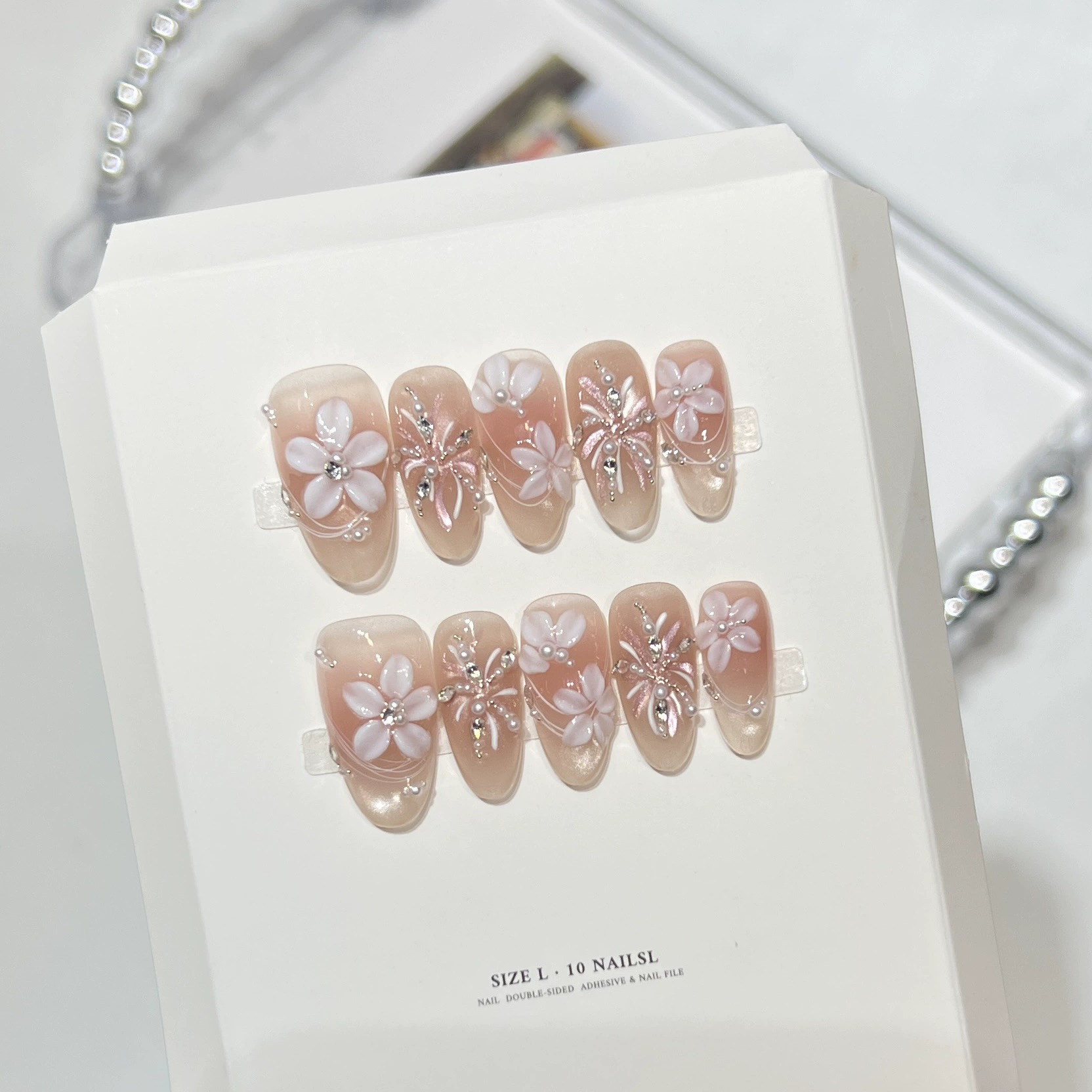 10 Pezzi Unghie Finte Nude Lat - Pressed Flower Art recensione e prezzo